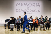 Pedro Sánchez (c), en un acto de Memoria Democrática. De la suya