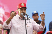 (Foto de ARCHIVO)
CARACAS, Dec. 2, 2025  -- Venezuelan President Nicolas Maduro speaks during a rally in Caracas, capital of Venezuela, Dec. 1, 2025. Venezuela does not want "a slave's peace," Venezuelan President Nicolas Maduro told supporters Monday as U.S. military deployment has been "testing" his country for months.
   "We want peace, but peace with sovereignty, peace with equality, peace with freedom; we do not want the peace of slaves or the peace of colonies. A colony never, slaves never," Maduro declared, noting that the 22-week U.S. military "aggression" can be described as "psychological terrorism."

Europa Press/Contacto/Pedro MATTEY
01/12/2025