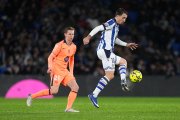 De Jong se despacha contra el arbitraje