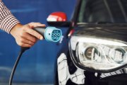 Coches eléctricos y ayudas en España