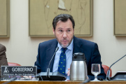 El ministro de Transportes y Movilidad Sostenible, Óscar Puente, comparece ante la Comisión de Transportes y Movilidad Sostenible, en el Congreso de los Diputados