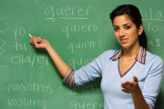 El aprendizaje y uso habitual de varios idiomas activa redes neuronales vinculadas a la memoria y el control ejecutivo, factores asociados a un envejecimiento cerebral más saludable.
