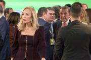 Carmen Lomana y su novio, Antonio Gutiérrez, en ARCO.