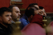 (Foto de ARCHIVO)
El exministro Jose Luis Ábalos (i), durante la audiencia preliminar en el Tribunal Supremo este jueves, para tratar las nulidades que plantean las defensas como paso previo al juicio contra el exministro y su exasesor Koldo García por los contratos de mascarillas, que pretenden que ahora se celebre en la Audiencia Nacional.

Pool
12/2/2026