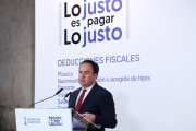 Pérez Llorca durante un acto sobre deducciones fiscales de la Generalitat.