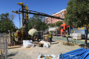 Trabajadores en la obra del metro de Sevilla.