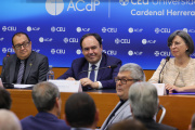 Juanfran Pérez Llorca, durante el acto del X aniversario de la Asociación de Derecho Sanitario de la Comunitat Valenciana en el CEU.