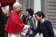 La presidenta de la Comunidad de Madrid, Isabel Díaz Ayuso, asiste a la ceremonia de bienvenida al Papa León XIV en el Palacio Real, a 6 de junio de 2026, en Madrid (España). La recepción reúne a las máximas autoridades del Estado y de la Iglesia católica en España y marca el inicio oficial de la agenda del pontífice en el país.

J.J. Guillén / EFE / Pool
06 JUNIO 2026;PALACIO REAL;PAPA LEÓN XIV;CASA REAL;MADRID
06/6/2026