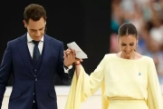 Christian Gálvez y Patricia Pardo en el evento en homenaje al Papa León XIV que presentaron en el Bernabéu.