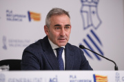 Miguel Barrachina, portavoz del Consell

REMITIDA / HANDOUT por GVA
Fotografía remitida a medios de comunicación exclusivamente para ilustrar la noticia a la que hace referencia la imagen, y citando la procedencia de la imagen en la firma
05/12/2025