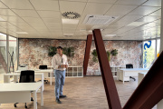 El concejal de Fomento y Desarrollo, Sergio Serra, ha visitado esta mañana las instalaciones y ha señalado que el Ayuntamiento “pone a disposición de cualquier emprendedor este espacio para que pueda desempeñar los primeros pasos.