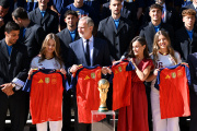 MADRID, SPAIN - JULY 20: Crown Princess Leonor of Spain, King Felipe VI of Spain, Queen Letizia of Spain and Princess Sofia of Spain are presented with shirts as the Spain team visit Zarzuela Palace ahead of the FIFA World Cup 2026 Trophy parade on July 20, 2026 in Madrid, Spain. The final match of the FIFA World Cup 2026 was held at New York New Jersey Stadium in New Jersey between Spain and Argentina. (Photo by Carlos Alvarez/Getty Images)