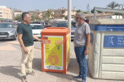 Uno de los contenedores del Consorci Mare en L'Alfàs del Pi