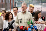 Los Reyes, Don Felipe VI y Doña Letizia, junto a Isabel Díaz Ayuso