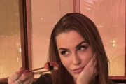 Elisa Hernández, la mujer que puede desmontar todo el "tenderete" de Iker Casillas.