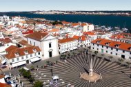 Vila Real de San Antonio con su plaza central del Marqués de Pombal. (Algarve, Portugal).