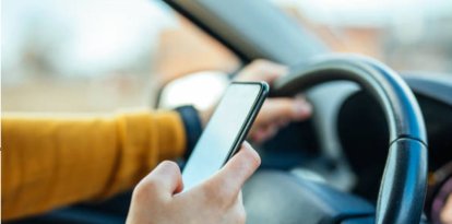 Usar el móvil en el coche