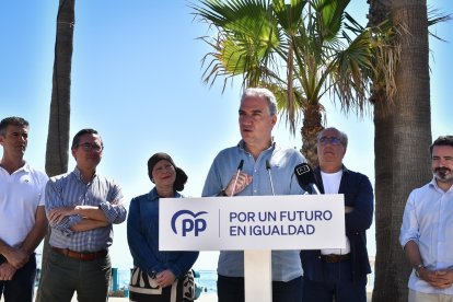 El vicesecretario de Coordinación Autonómica y Local y Análisis Electoral del PP, Elías Bendodo.