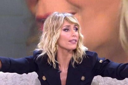 Emma García se quedó impactada con las fotos de Edmundo Arrocet desnudo.