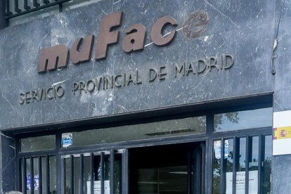 Fachada de un edificio de Muface en Madrid