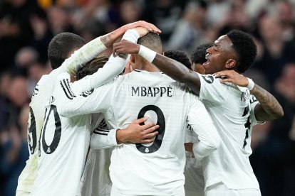 El Real Madrid goleó 5-1 al RB Salzburgo