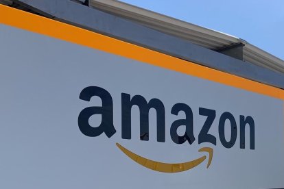 (Foto de ARCHIVO)
Sede Amazon en Illescas, cartel.

EUROPA PRESS
06/3/2019