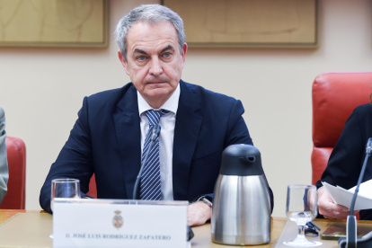 El expresidente del Gobierno José Luis Rodríguez Zapatero durante el acto de homenaje a José Enrique Serrano Martínez.