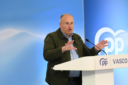 El secretario general del PP, Miguel Tellado