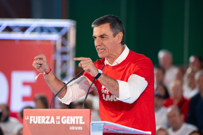Sánchez, durante su mitin en Gijón