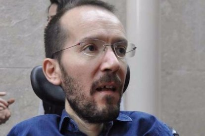 La designación de Echenique se ha visto empañada por la última encuesta.