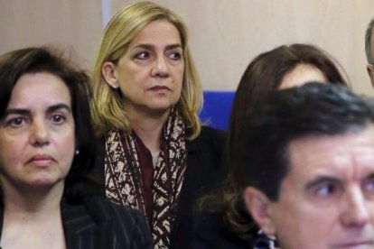 El fiscal presentó un informe sorpresa que apoya la defensa de  Cristina.