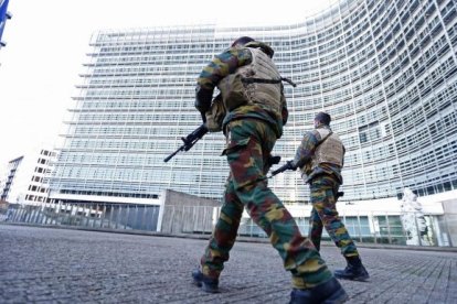 Bruselas sigue siendo una ciudad fantasma por alerta de terrorismo.