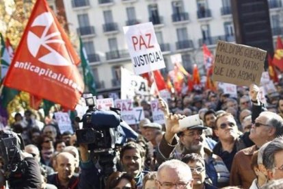 Anticapitalistas, el sector más radical de Podemos, ha copado el acto.