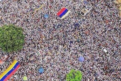 Miles de ciudadanos demostraron que algo está cambiando en Venezuela.