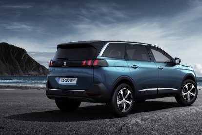 El Peugeot 5008 evoluciona hacia todocamino