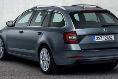 Škoda moderniza el Octavia, su superventas por excelencia