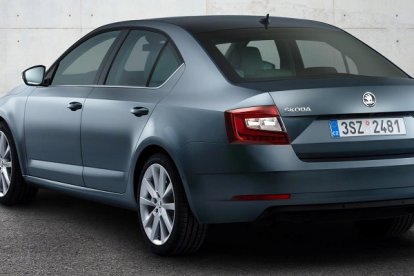 Škoda moderniza el Octavia, su superventas por excelencia