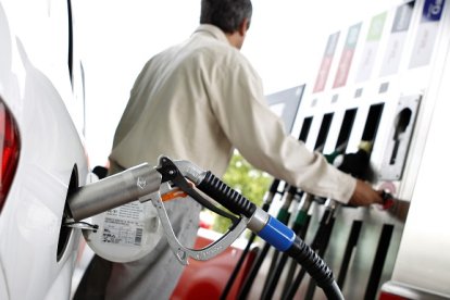 Diez medidas para ahorrar combustible