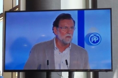 Mariano Rajoy visto a través del plasma