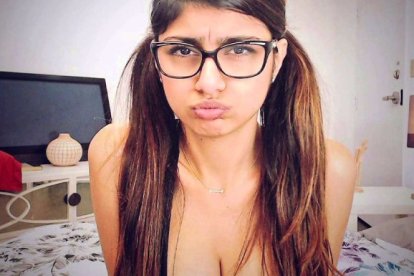 A Mia Khalifa le han dado calabazas.