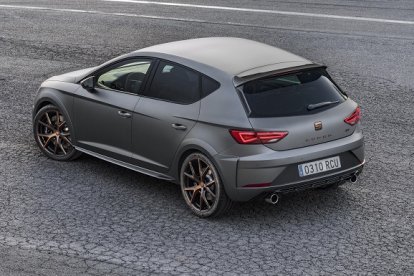 Seat desvela el León Cupra R, el más potente de su historia