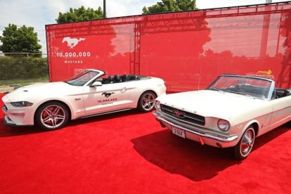 Ford Mustang 10 millones