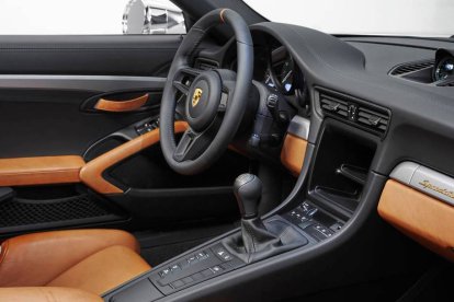 Porsche 911 Speedster Concept-interior