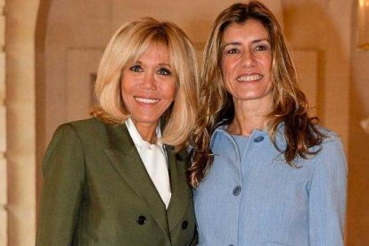 Brigitte Macron y Begoña Gómez.