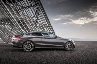 Mercedes-AMG C 43 4MATIC -laterla