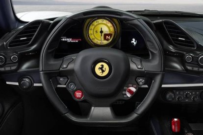 Ferrari 488 Pista Spider-interior