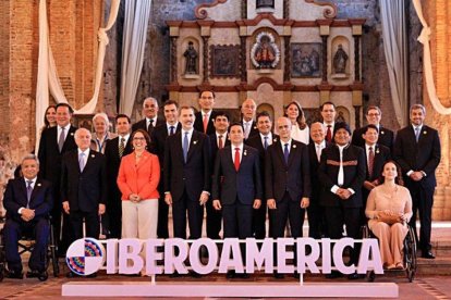 La fotografía oficial de la XXVI Cumbre Iberoamericana.