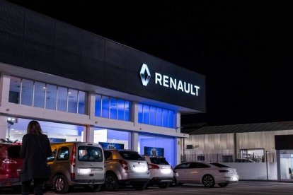 Renault retail