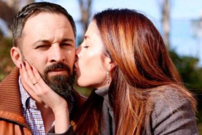 Santiago Abascal y su mujer, Lidia Bedman.