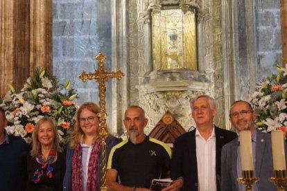 Antonio Aiardi fue recibido por los organizadores del camino y visitó la capilla del Santo Cáliz